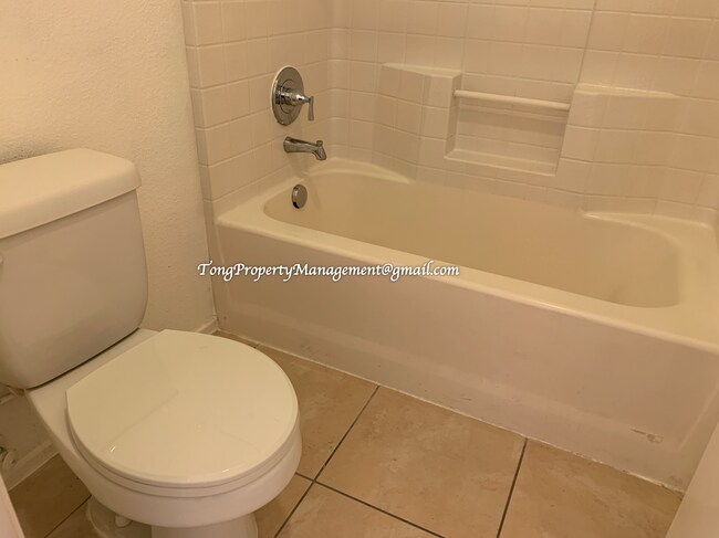 Building Photo - 13237 Kootenay St