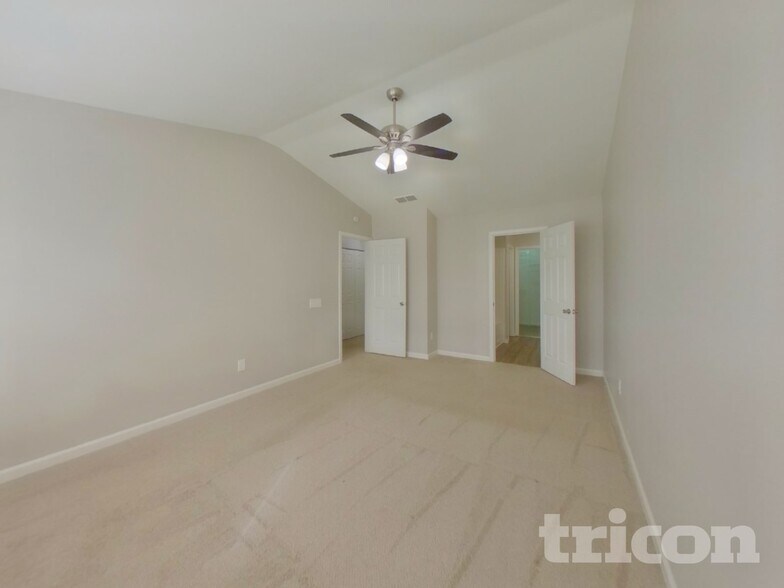 Building Photo - 10816 Rumson Ct