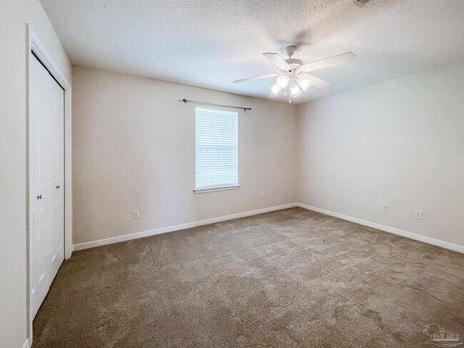 Building Photo - 2533 Jibe Dr