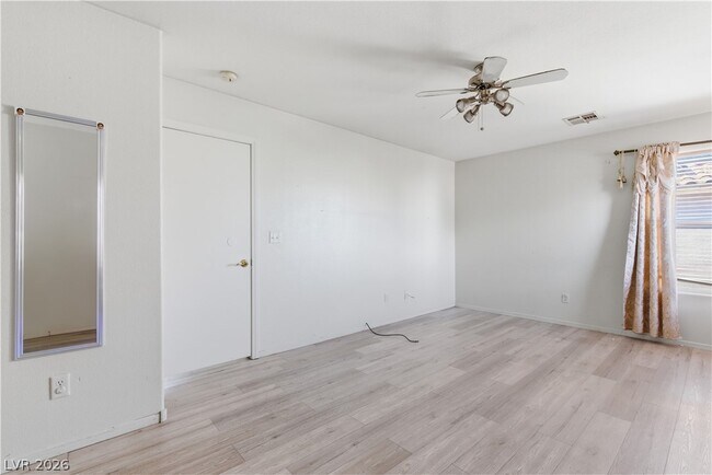 Building Photo - 5362 Walcott Dr