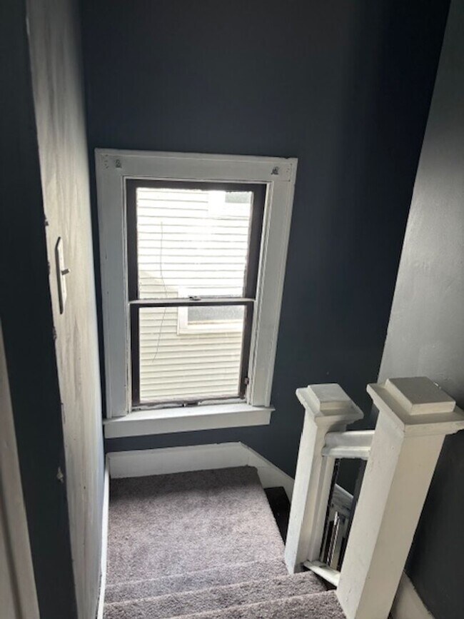 Building Photo - Move in Ready- $1495.00