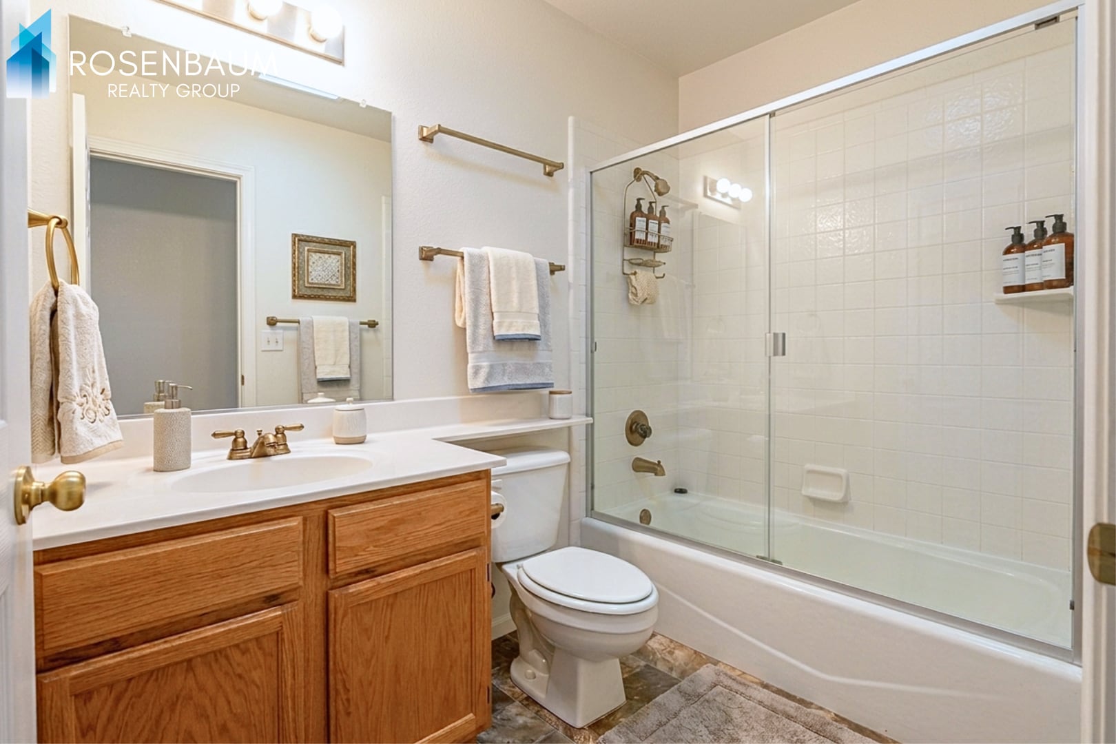 Building Photo - Beautiful 2-beds, 2-baths townhome nestled in the highly sought-after Prescott Country Club commu...