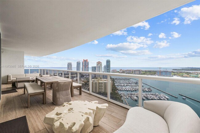 Building Photo - 400 Alton Rd