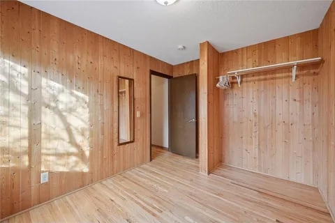 Bed 3 - 112010 Faber Ln