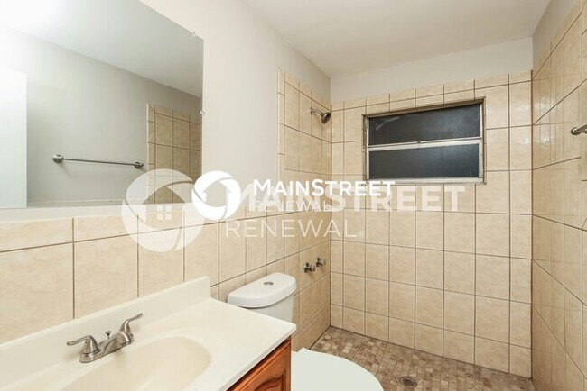 Building Photo - 3 Bedroom Pet-Friendly Home in Palm Bay, F...