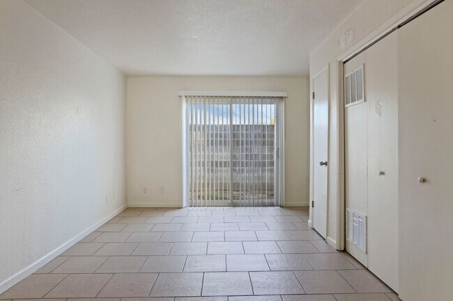 Building Photo - 3557 Merced Ave