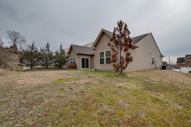 Building Photo - 2609 Jordan Ridge Dr