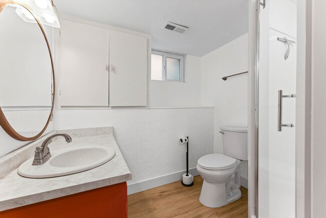 Building Photo - 435 E Coatsville Ave