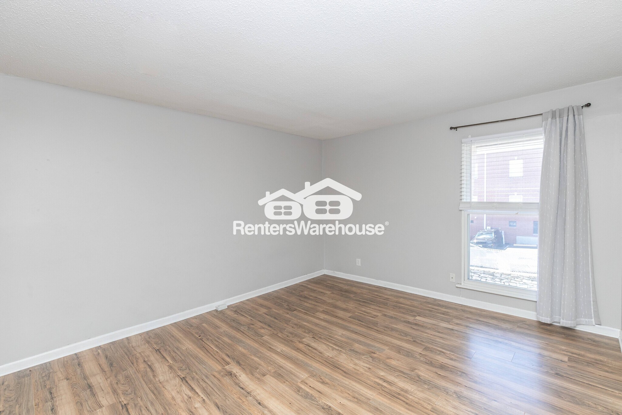 Building Photo - 3602 Gillham Rd