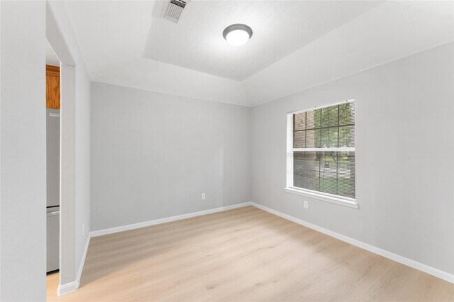 Building Photo - 13733 Stark Bridge Ln