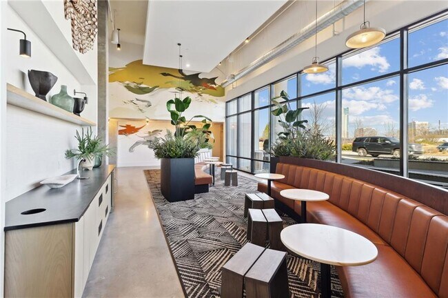 Building Photo - 2945 Cumberland Mall