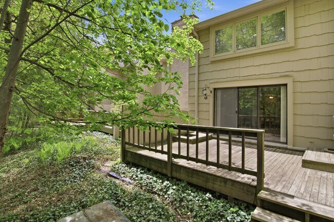 Building Photo - 1234 S Timberview Trail