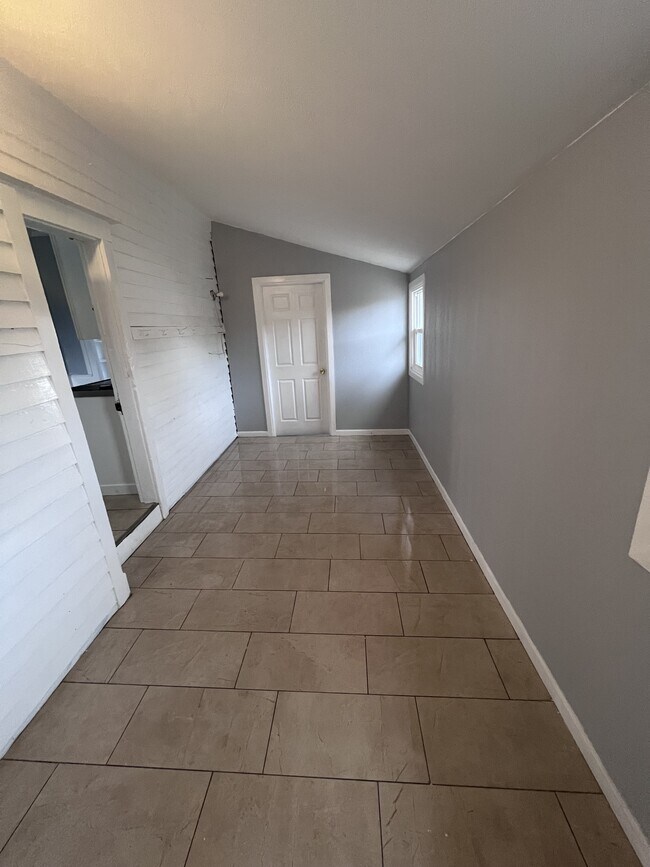 Building Photo - 3955 E Vermontville Hwy