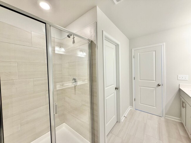 Building Photo - Stunning New Construction 3BD, 2.5BA End Unit Morrisville Townhome with Premier HOA Amenities in ...