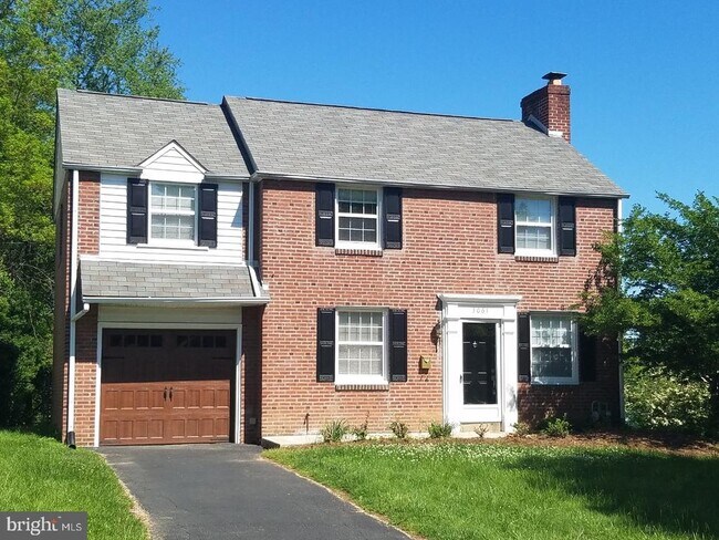 Building Photo - 3061 Kerper Rd