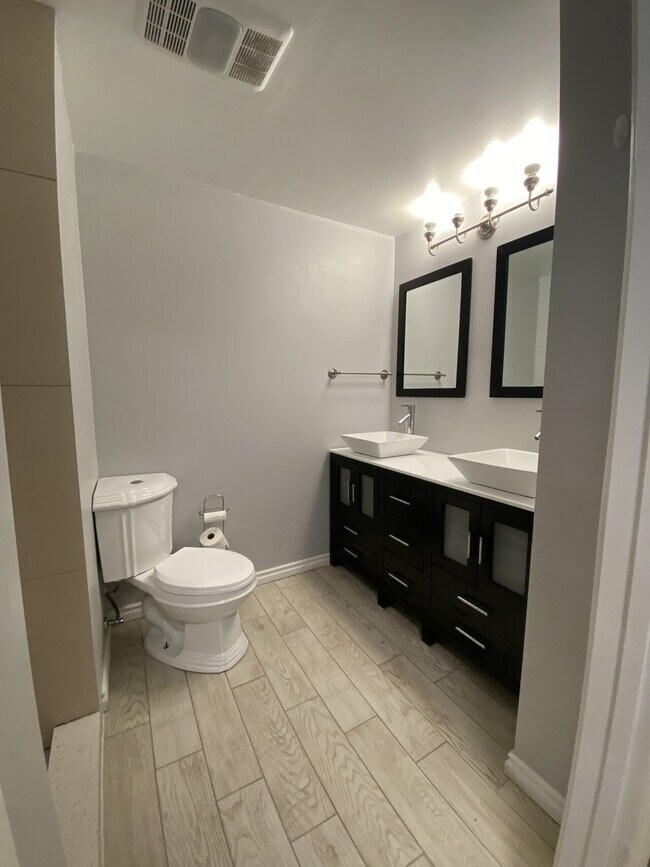 Building Photo - 5207 145th St SW