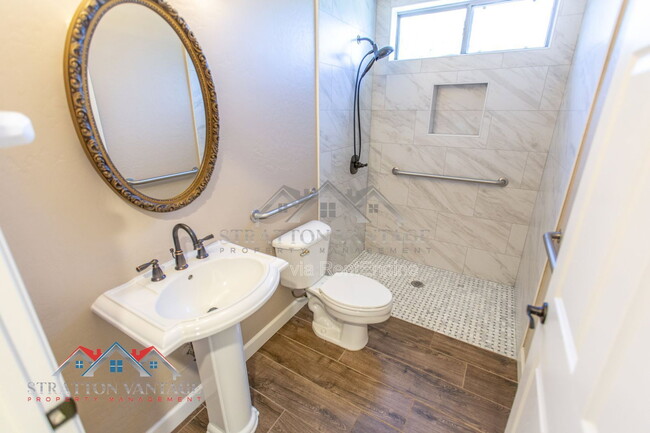 Building Photo - 38414 N 12th St