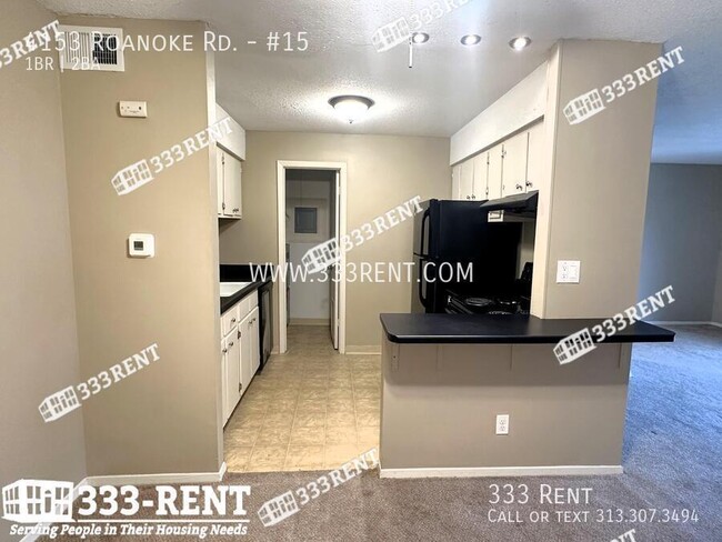 Building Photo - Look! ONLY $500 DEPOSIT! You'll love the p...