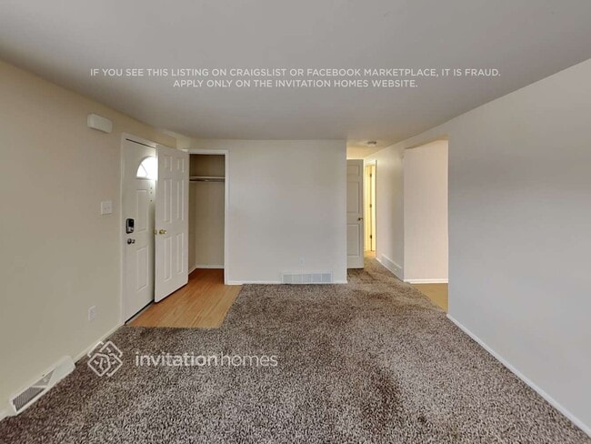 Building Photo - 334 E Center St