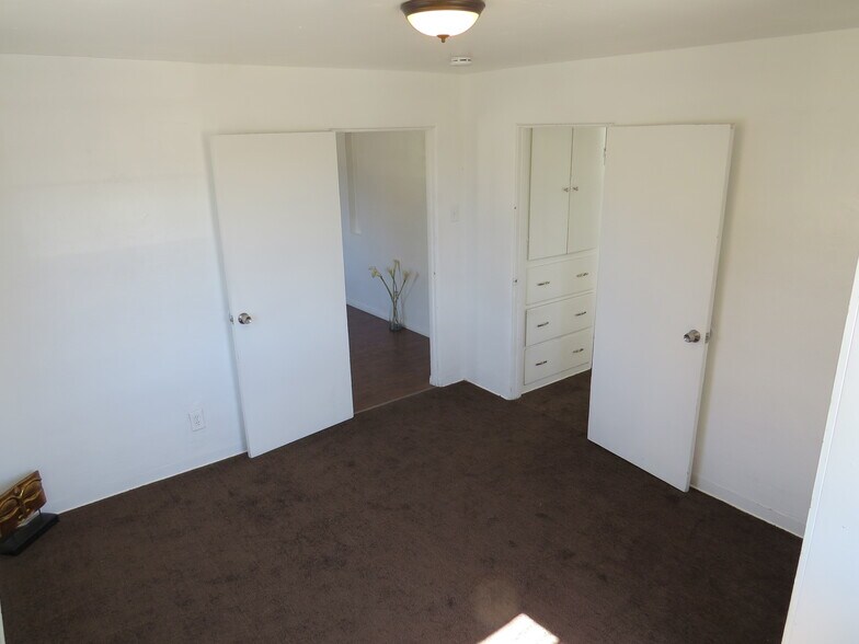 Building Photo - 16726 Forrest Ave