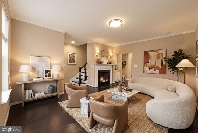 Building Photo - 43593 Mirror Terrace