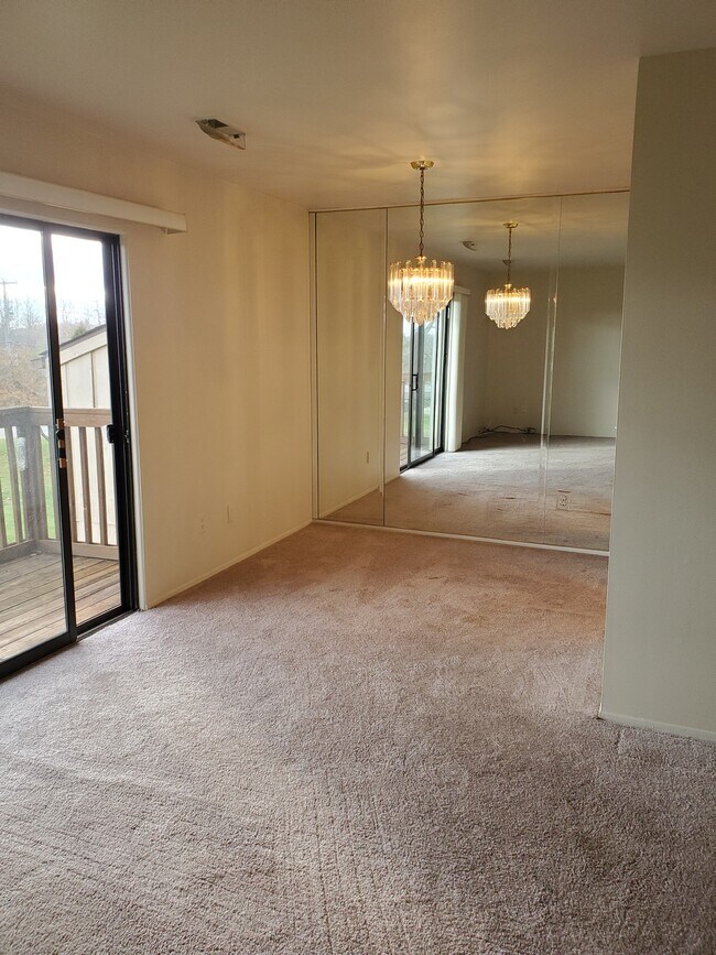 Dining room/ walkout balcony - 30052 W 12 Mile Rd