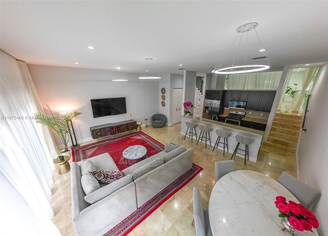 Building Photo - 3506 NE 166th St