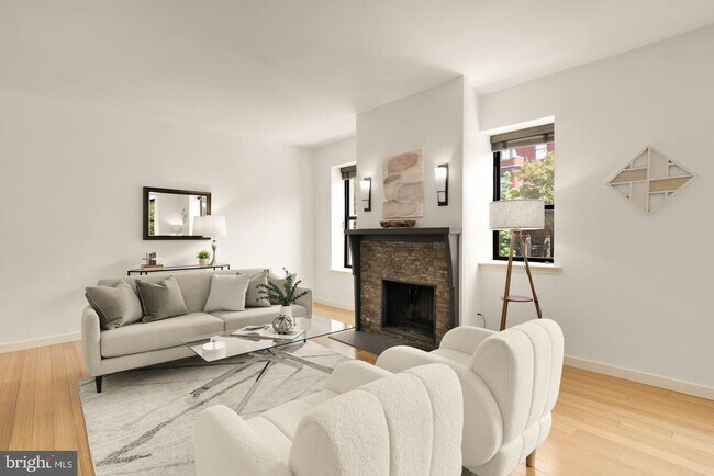 Building Photo - 1320 21st St NW