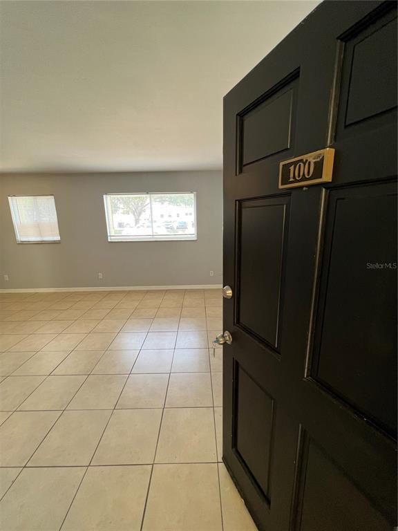 Building Photo - 3206 W Azeele St