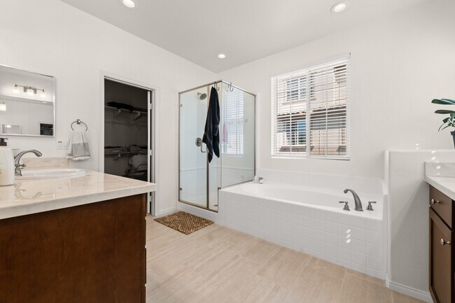 Building Photo - 1321 Ortega St