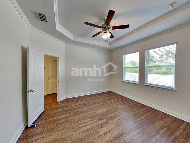 Building Photo - 343 Pine Terrace Dr