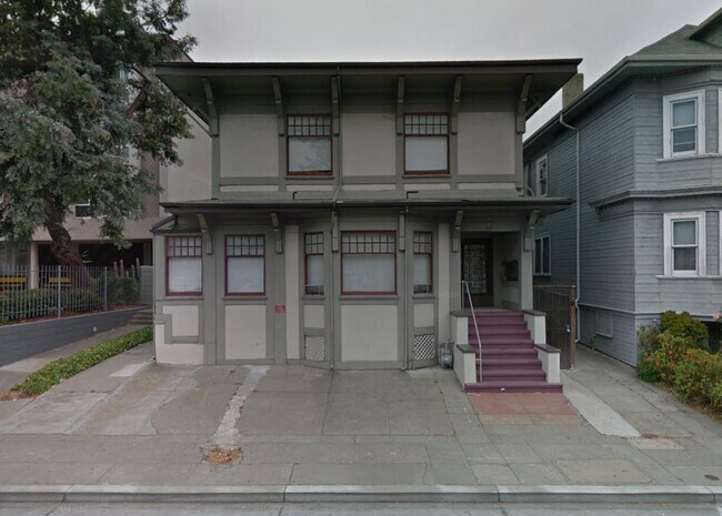 Primary Photo - 1435 1st Ave