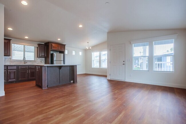 Building Photo - Manufactured Home in Casitas del Sol, 55+ Community
