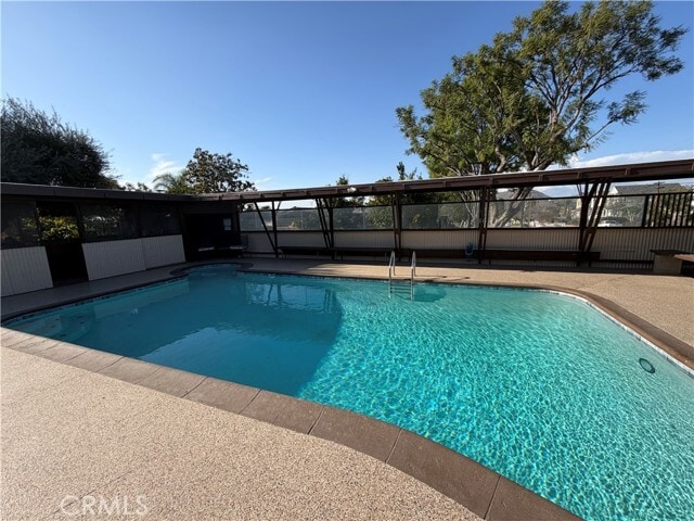 Building Photo - 3590 Buchanan St