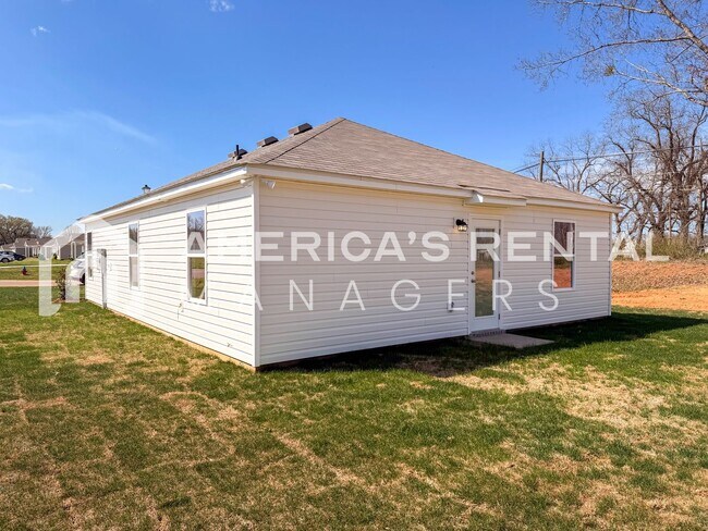 Building Photo - New Construction Home for Rent in Tuscaloosa, AL!