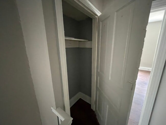 Building Photo - Charming 2-Bedroom Home with Rooftop Space – Available Now in North Philadelphia!