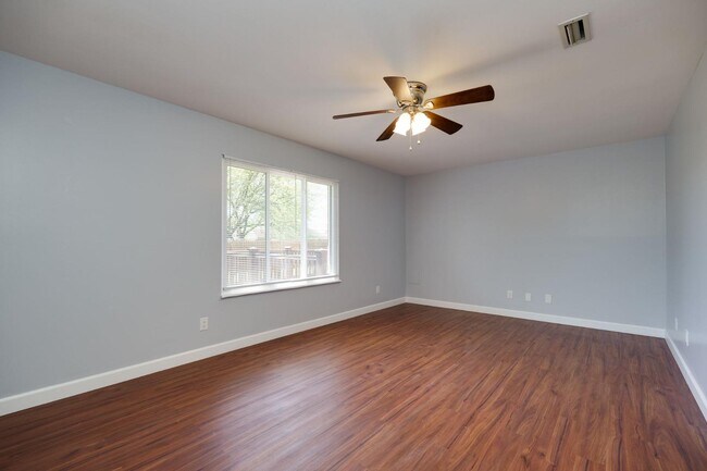 Building Photo - 6214 Shull Rd