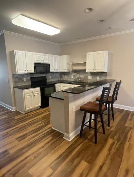 Building Photo - A cozy Condo with 2 beds and 2 bath availa...
