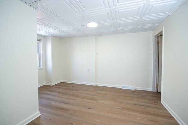 Building Photo - 455 Fairmount Ave