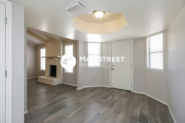 Building Photo - 65 W San Angelo