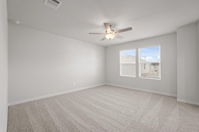 Building Photo - 222 Forest W St