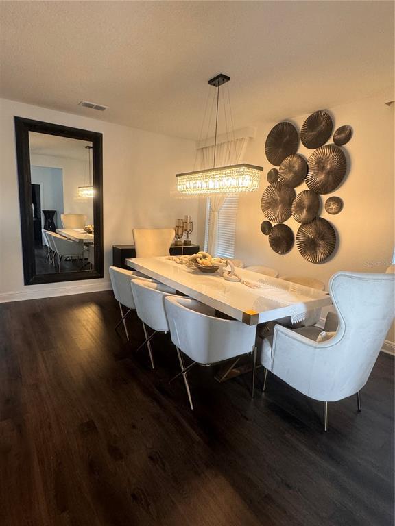 Building Photo - 11737 Verrazano Dr