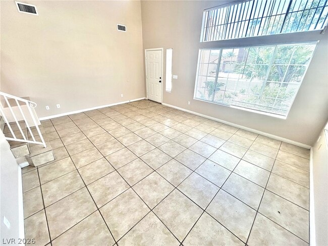 Building Photo - 2514 Quail Canyon Ave