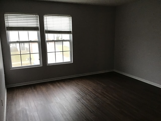 Building Photo - 647 Hickory Pine Dr