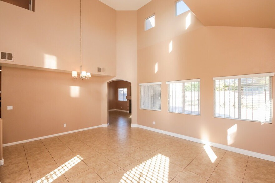 Building Photo - 1430 Broad Arrow Dr