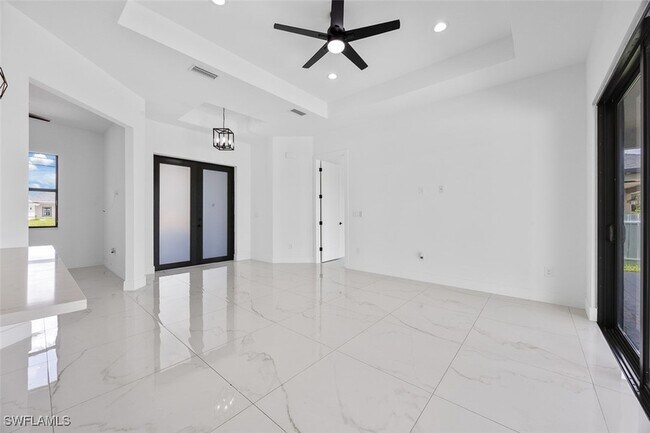 Building Photo - 1609 Nelson Rd N