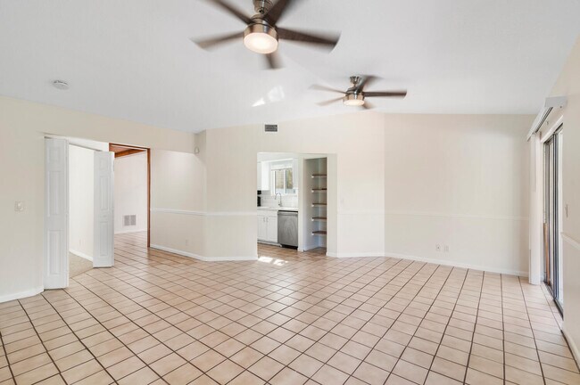 Building Photo - 18321 Jupiter Landings Dr