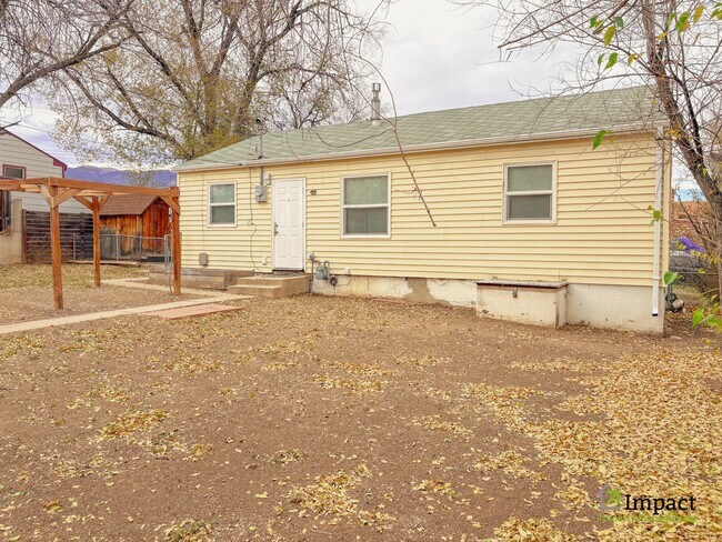 Building Photo - 403 Burlington Ave