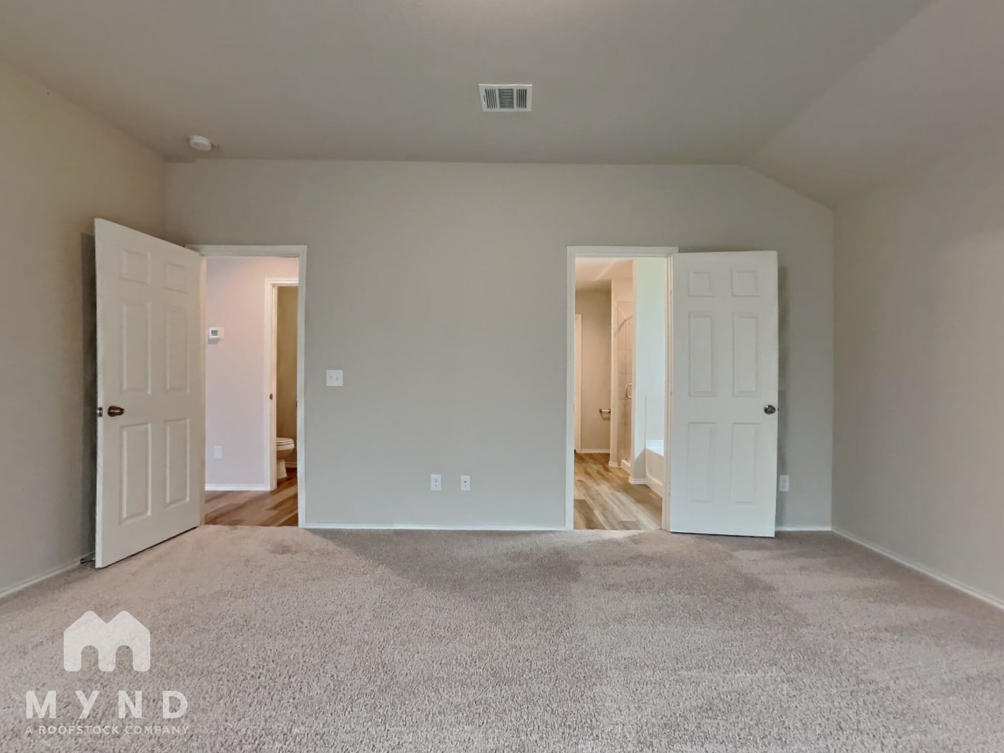 Building Photo - 4242 Stuebner Hl Dr