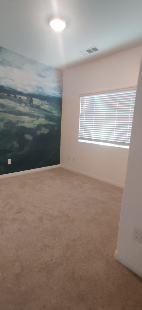 Building Photo - 4 Bed 2 Bath Home in NE Bakersfield!